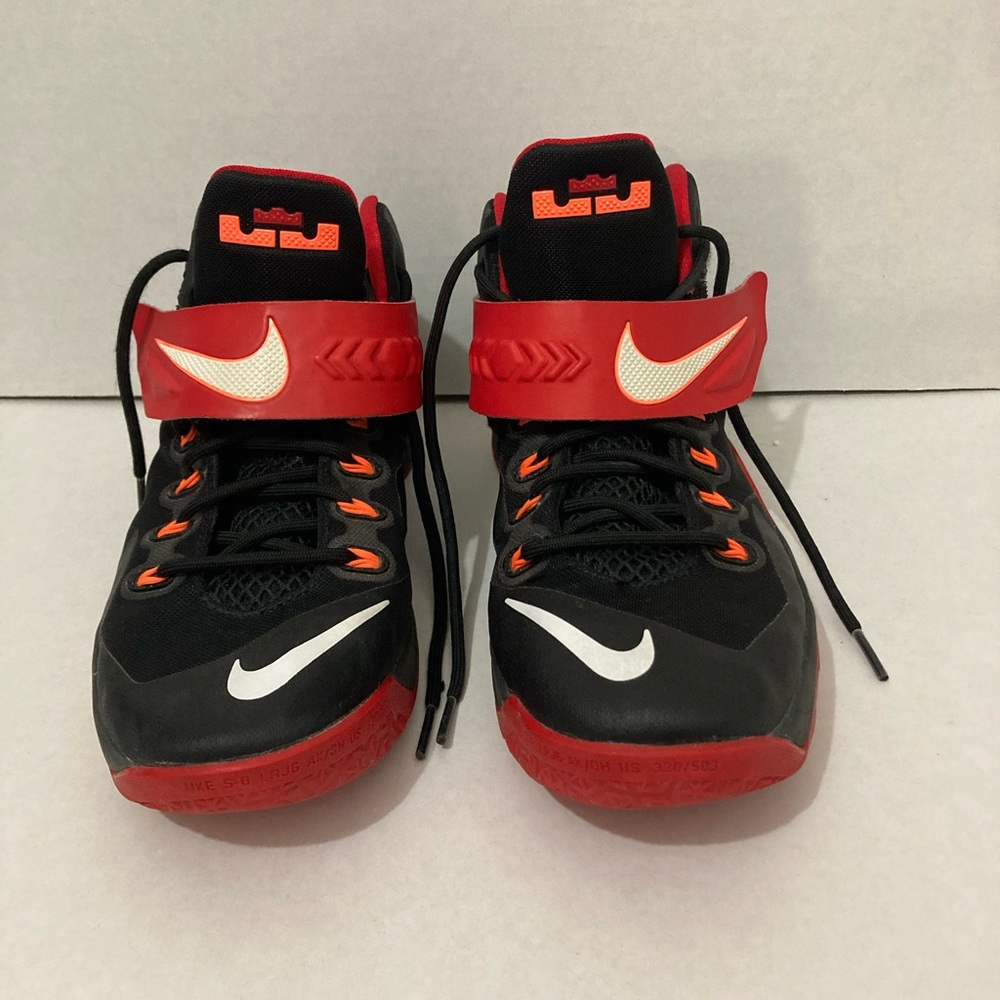 Nike ZOOM LeBron Soldier Red and White High Top Basketball Shoe Size 6.5